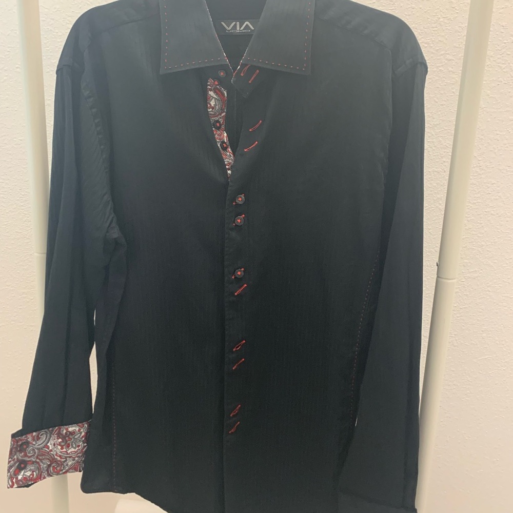 VIA UOMO Black Dress Shirt with Red Paisley Cuff Collar Accents
